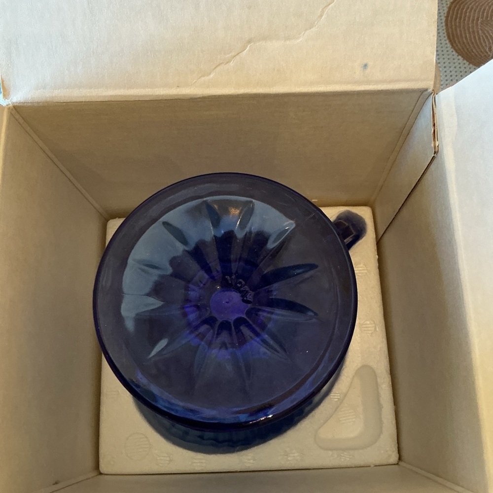 Avon Fostoria Candle Holder with Floral Medley Candle - Picture 5 of 5